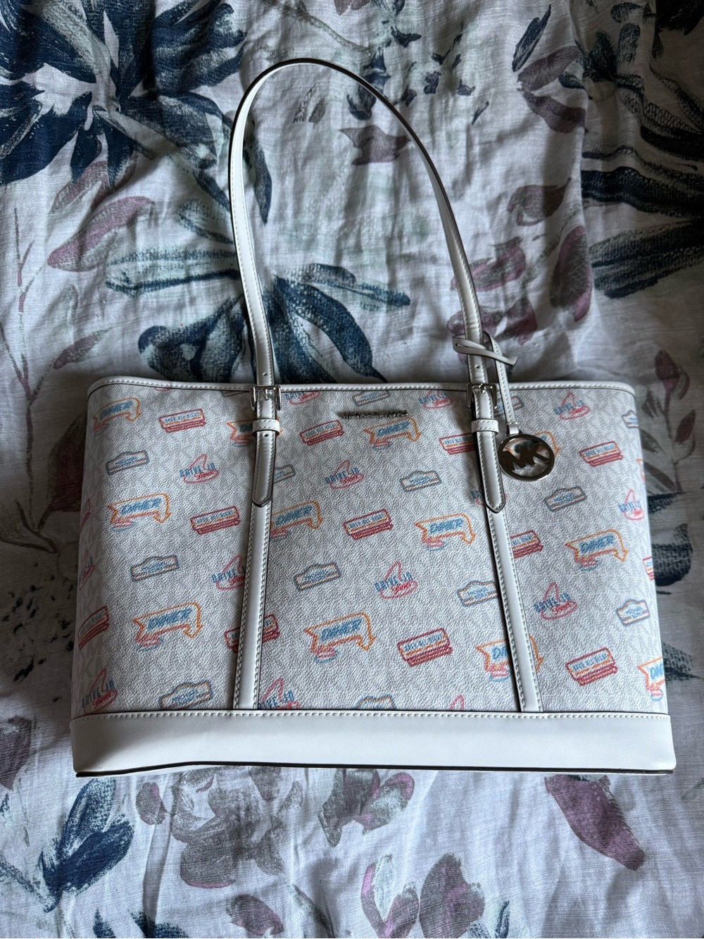 Michael Kors Jet Set Large Shoulder Tote Optic White
